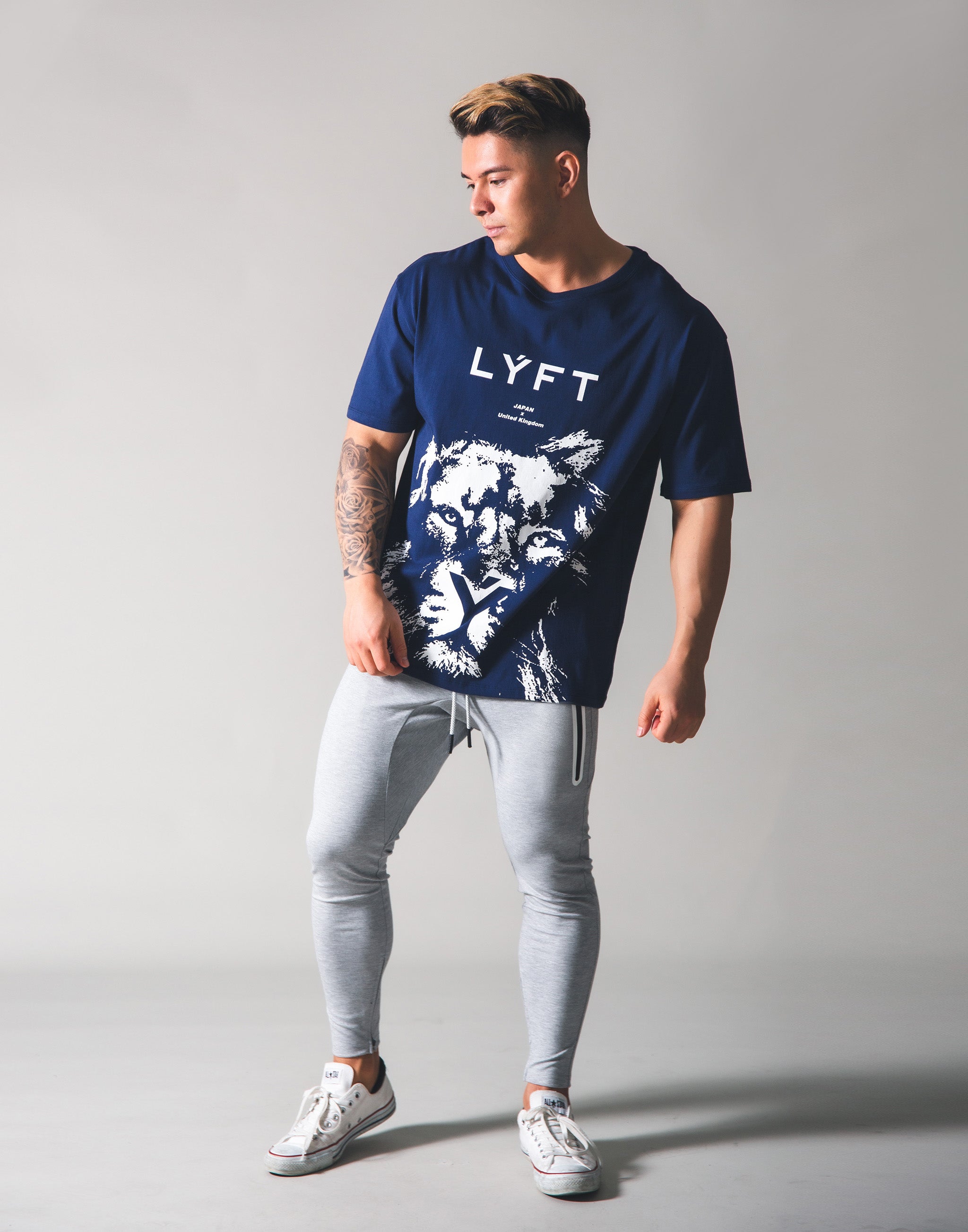 LYFT Lion Big T-shirt - Navy – LÝFT