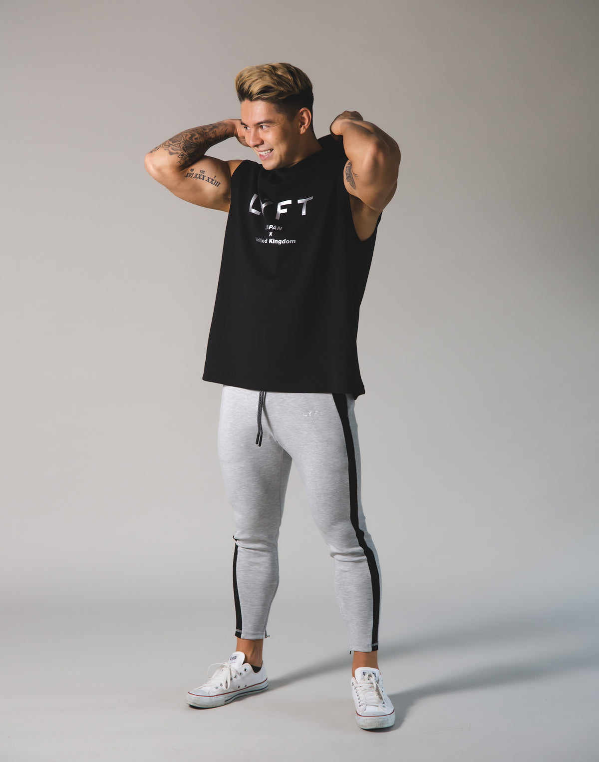 LÝFT 2Way Armhole Hoodie 3 - Black