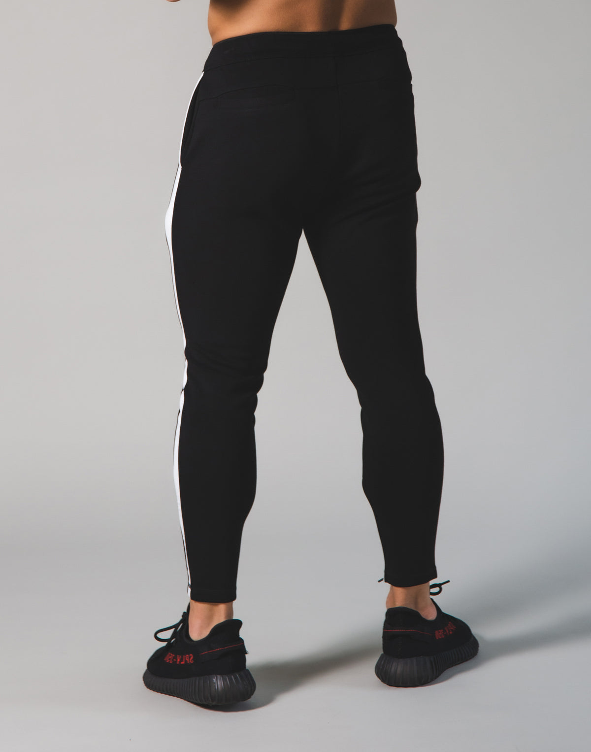 2Way Stretch One Line pants 2 - Black