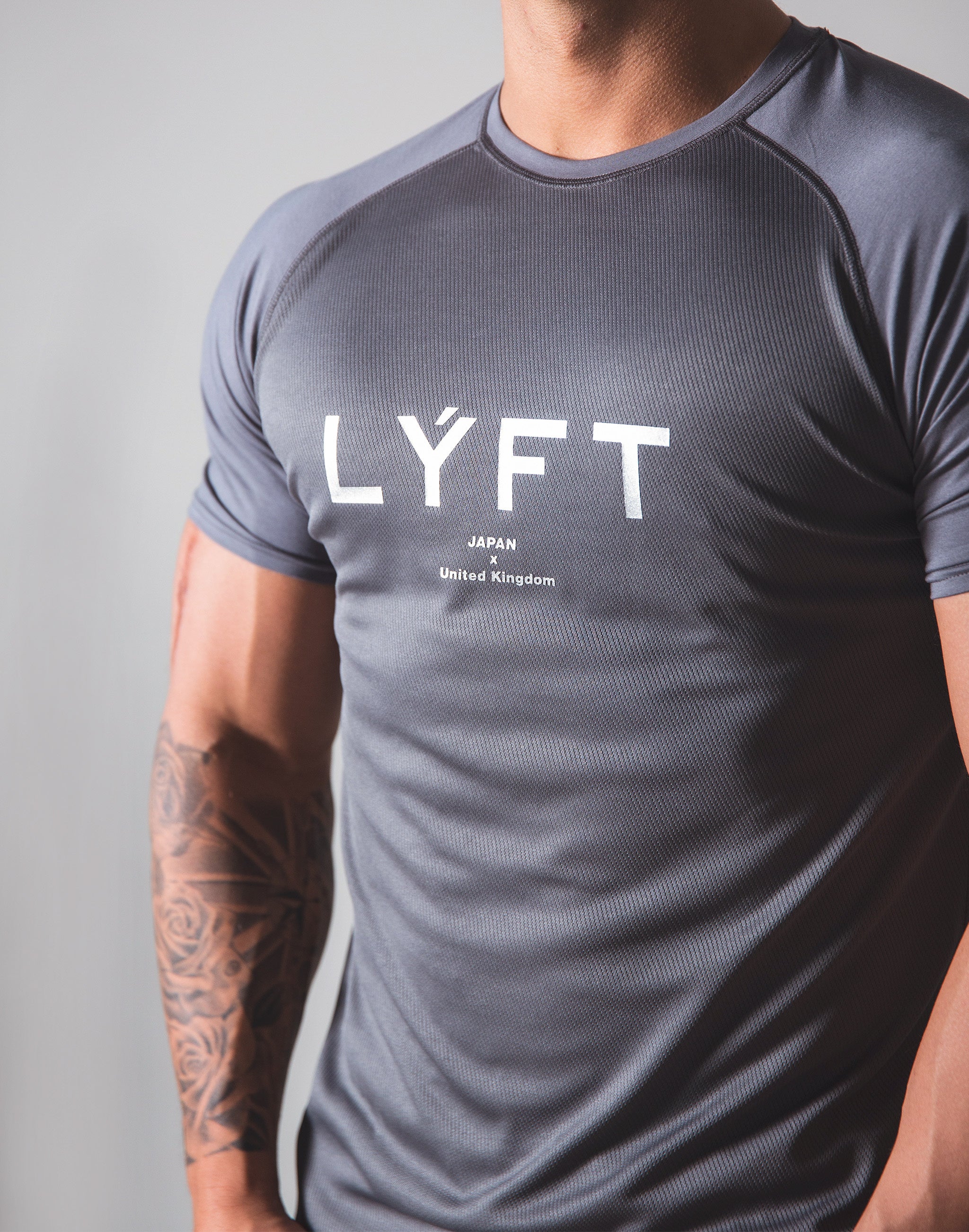Combi Mesh Training T-Shirt v2 - Grey – LÝFT
