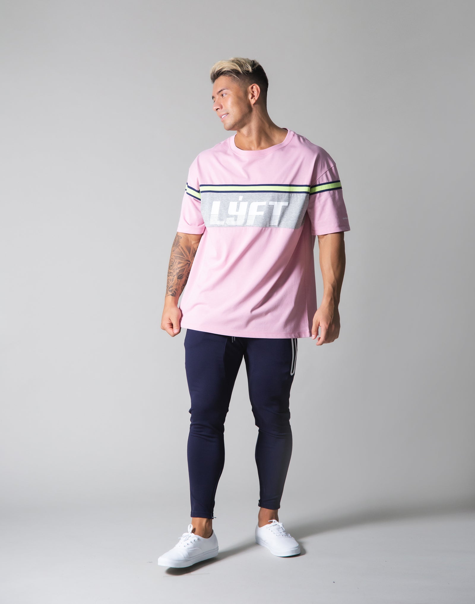 LYFT Stripe Line Big T-shirts - Pink – LÝFT