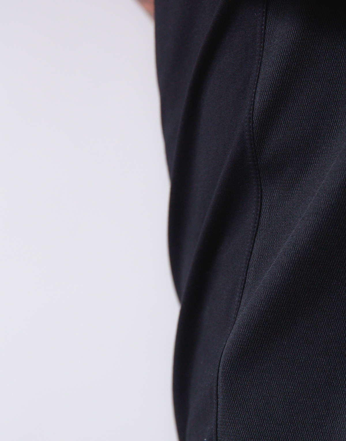 LÝFT Slim Fit Side Mesh T-Shirt - Black
