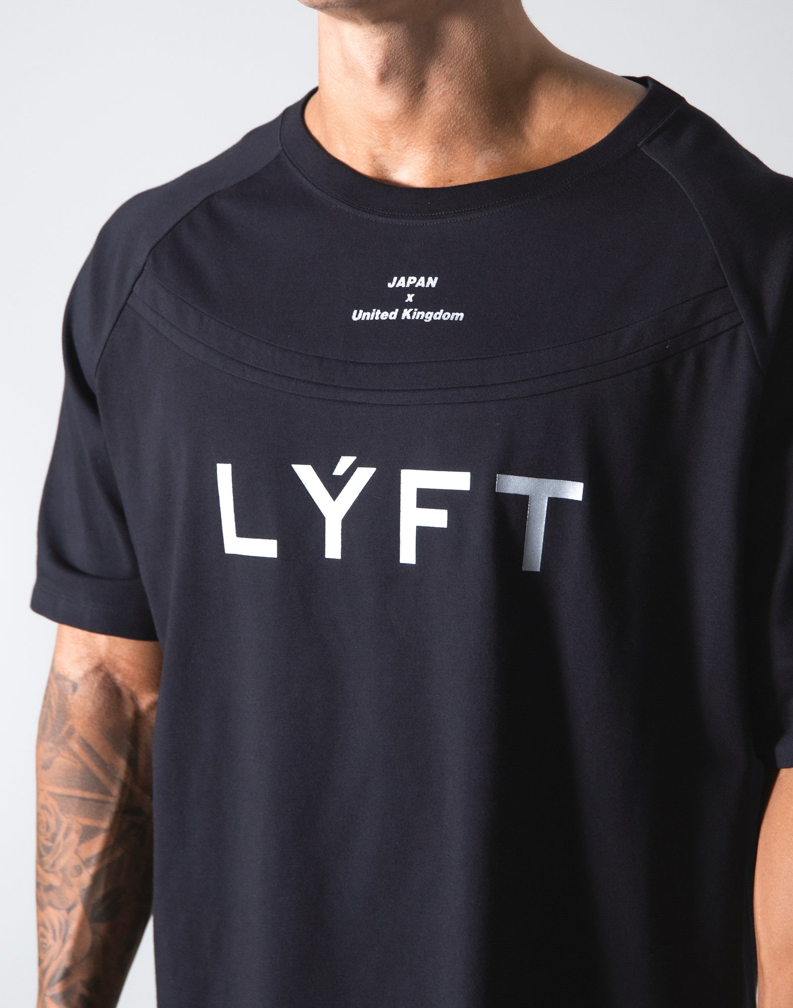 Round Separate Big T-shirts - Black – LÝFT