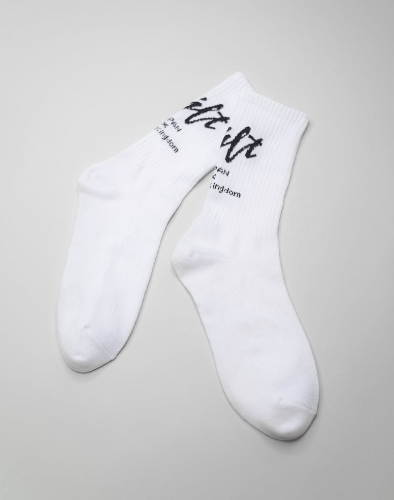 <transcy>Calf Script Logo Socks --White</transcy>