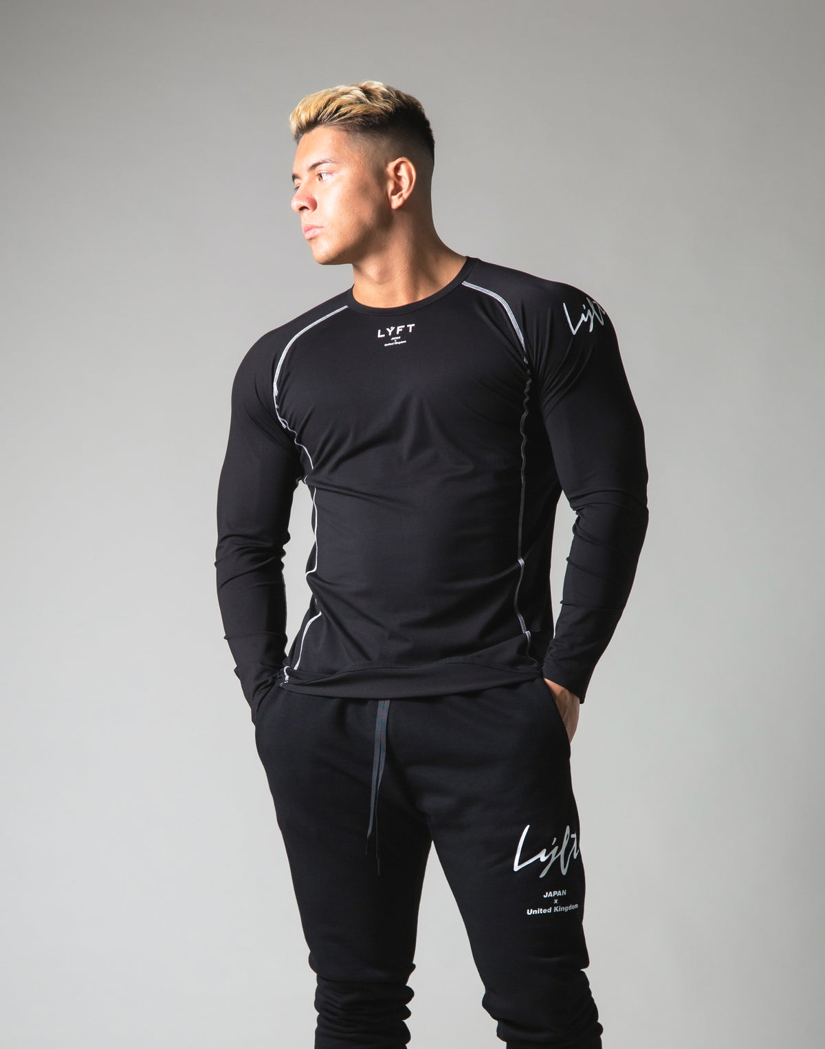 Script Logo Slim Fit Long Sleeve T-Shirt - Black