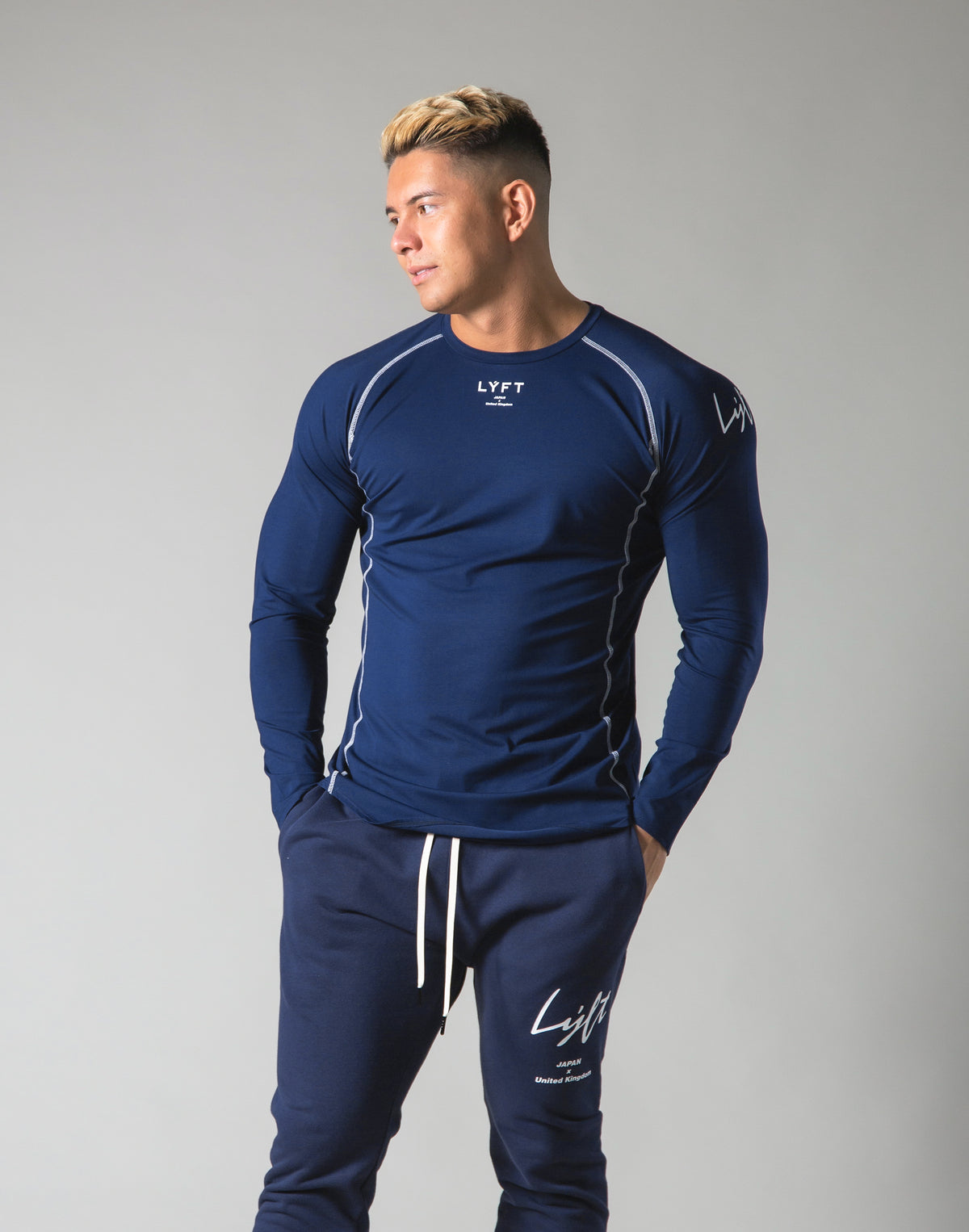Script Logo Slim Fit Long Sleeve T-Shirt - Navy