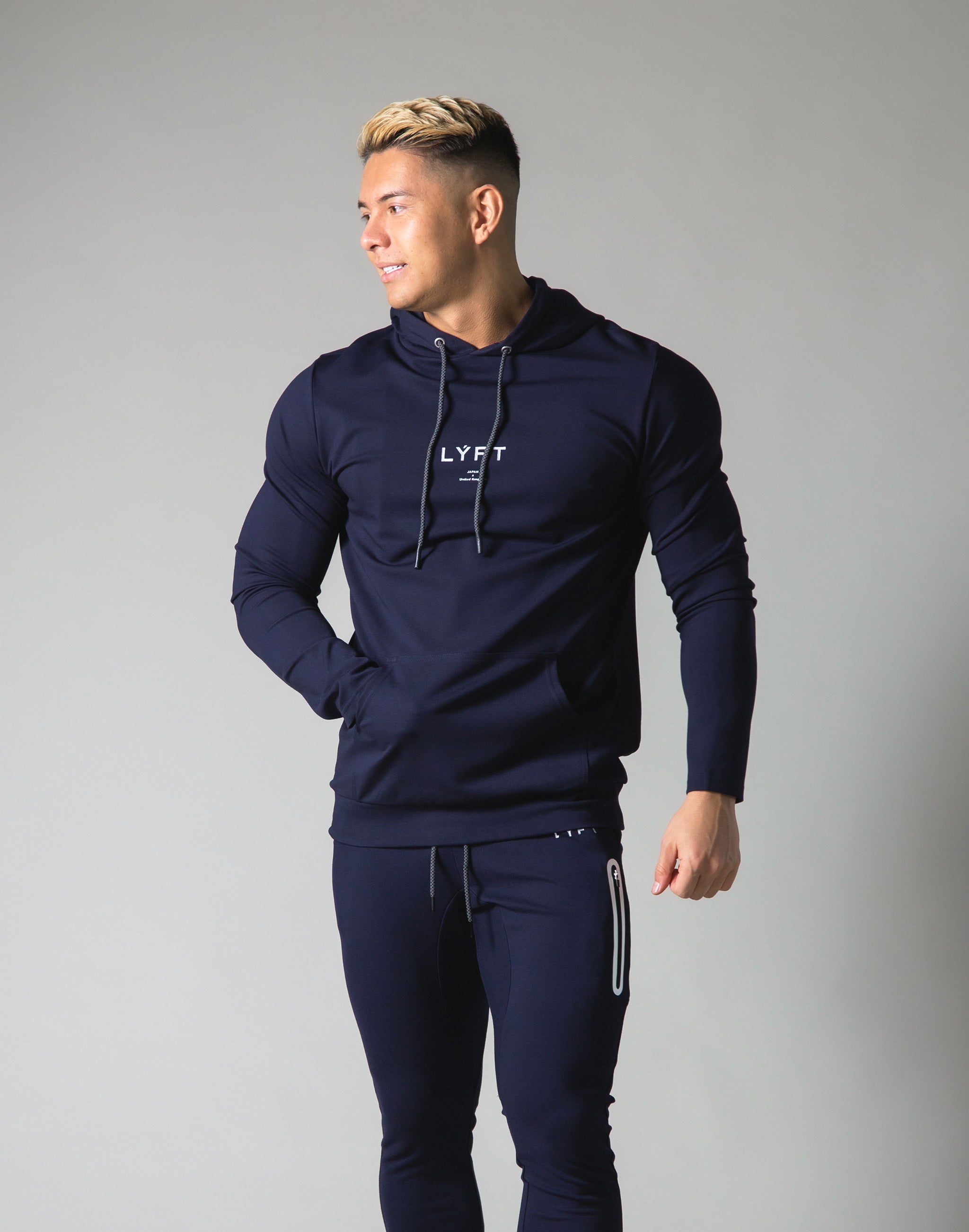 Slim Fit Stretch Pullover Hoodie - Navy – LÝFT