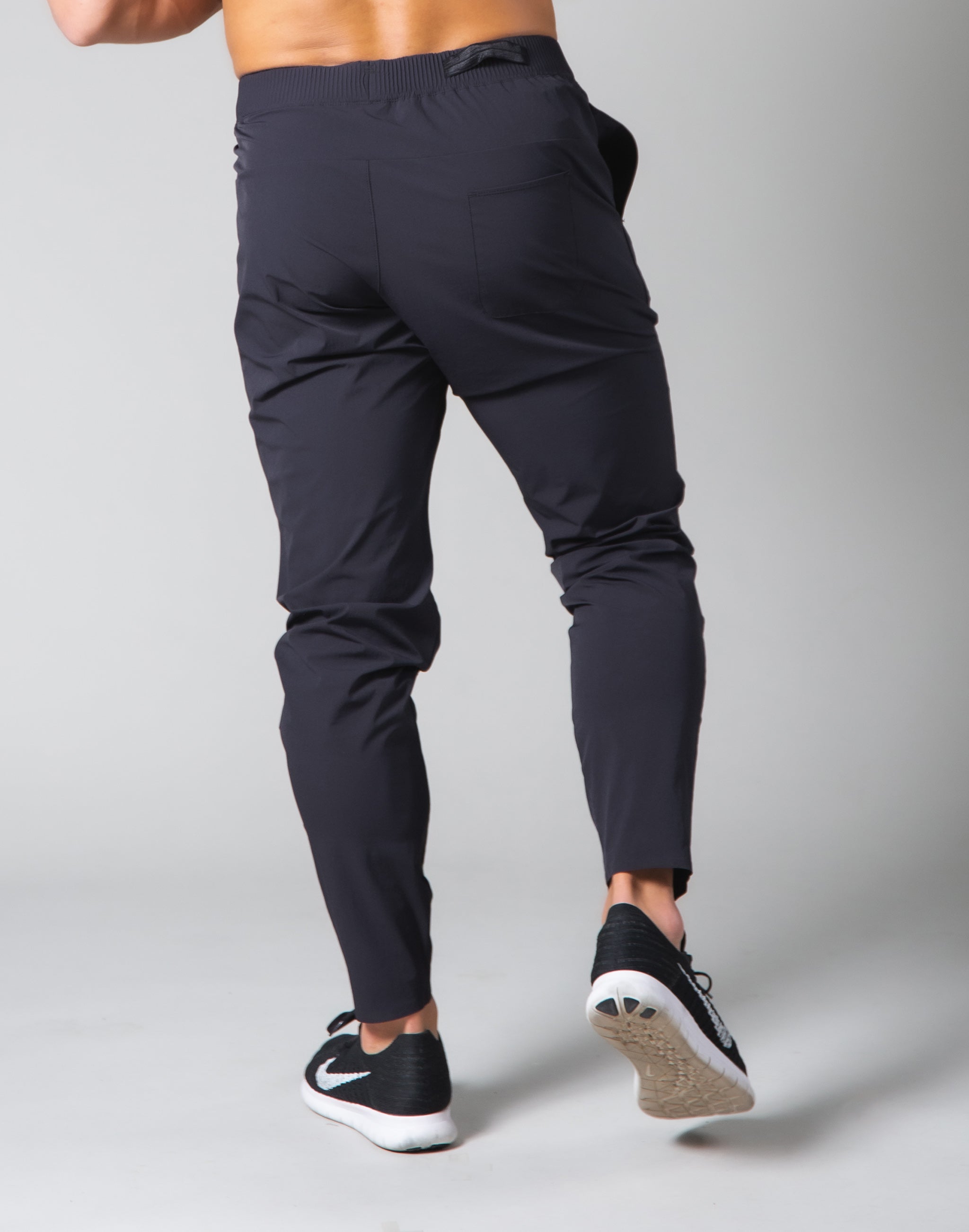 2way Comfortable Training Jogger - Black – LÝFT