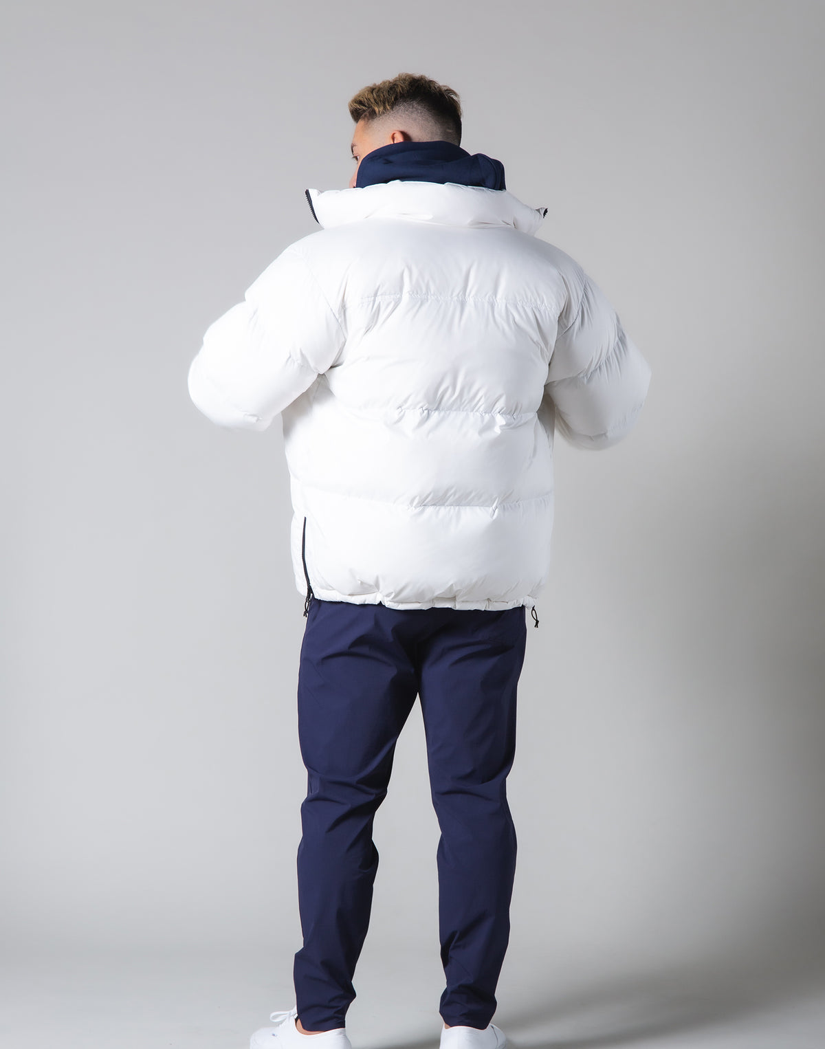 <transcy>LÝ FT Genuine Down Jacket --90: 10 --White</transcy>