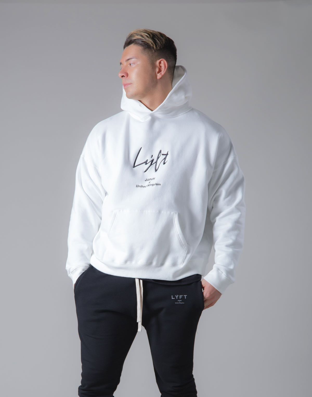 <transcy>Script Logo 2Way Stretch Warm Pullover Hoodie --White</transcy>