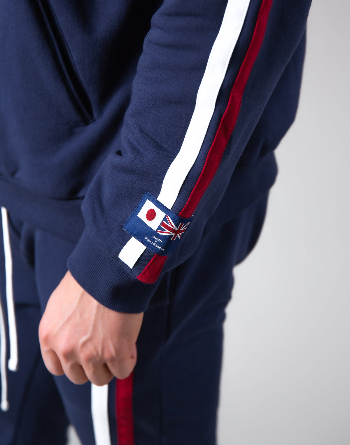 <transcy>2Way Stretch 2 Line Warm Pullover Hoodie --Navy</transcy>