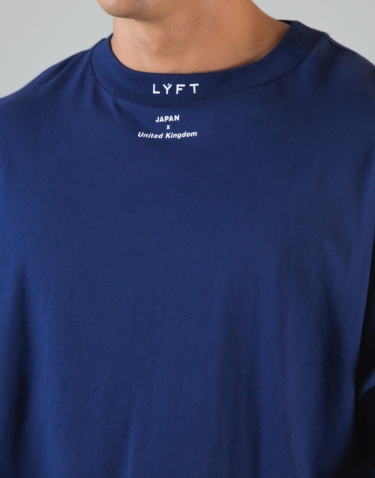 Neck Logo Big T-Shirt "Wide Shoulder" - Navy