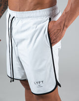<transcy>Piping Active Shorts --White</transcy>