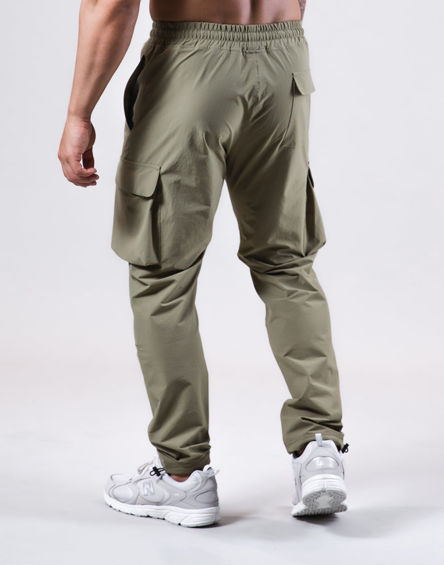Stretch Nylon Cargo Pants - Olive – LÝFT
