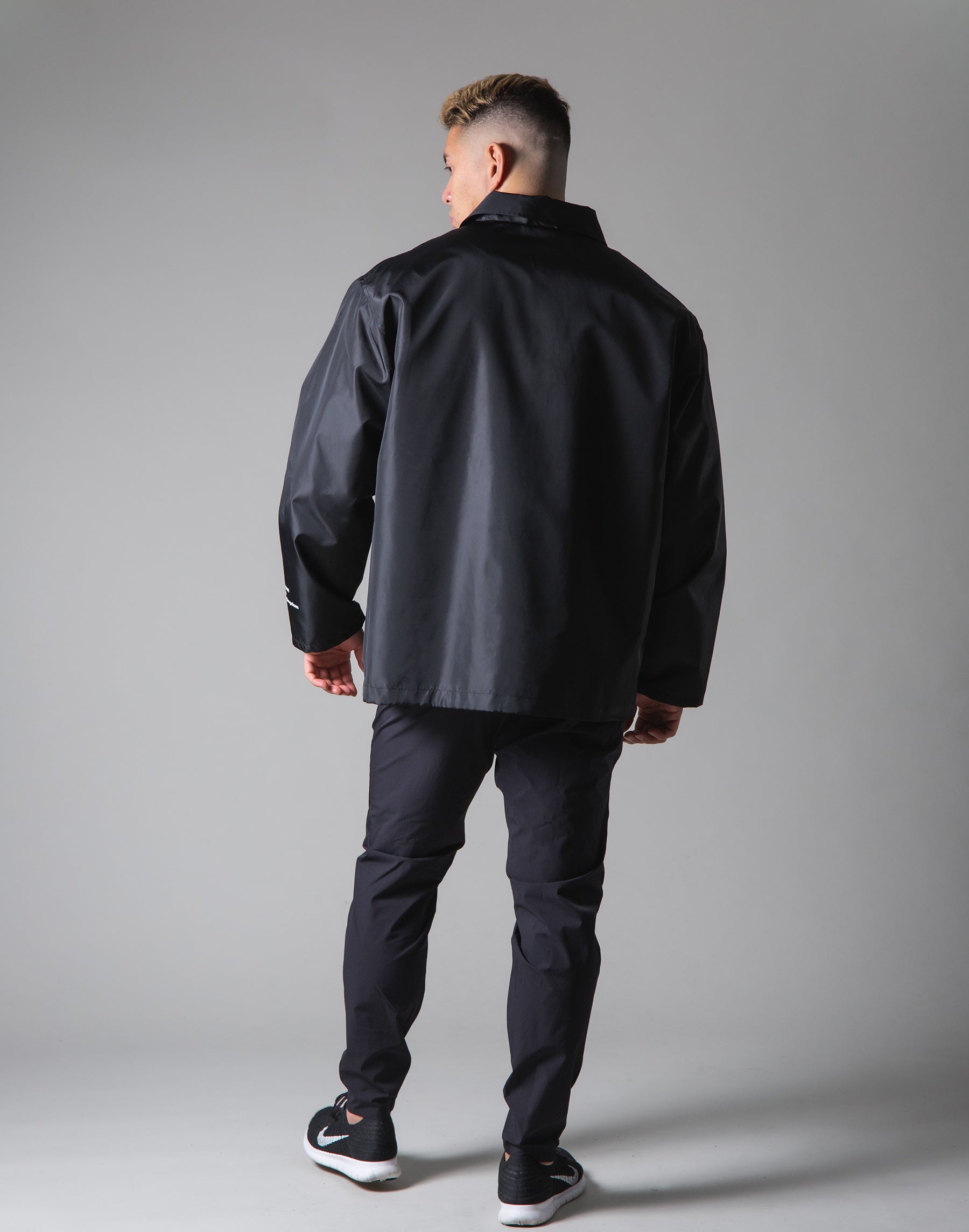 Script Logo Jacket - Black – LÝFT