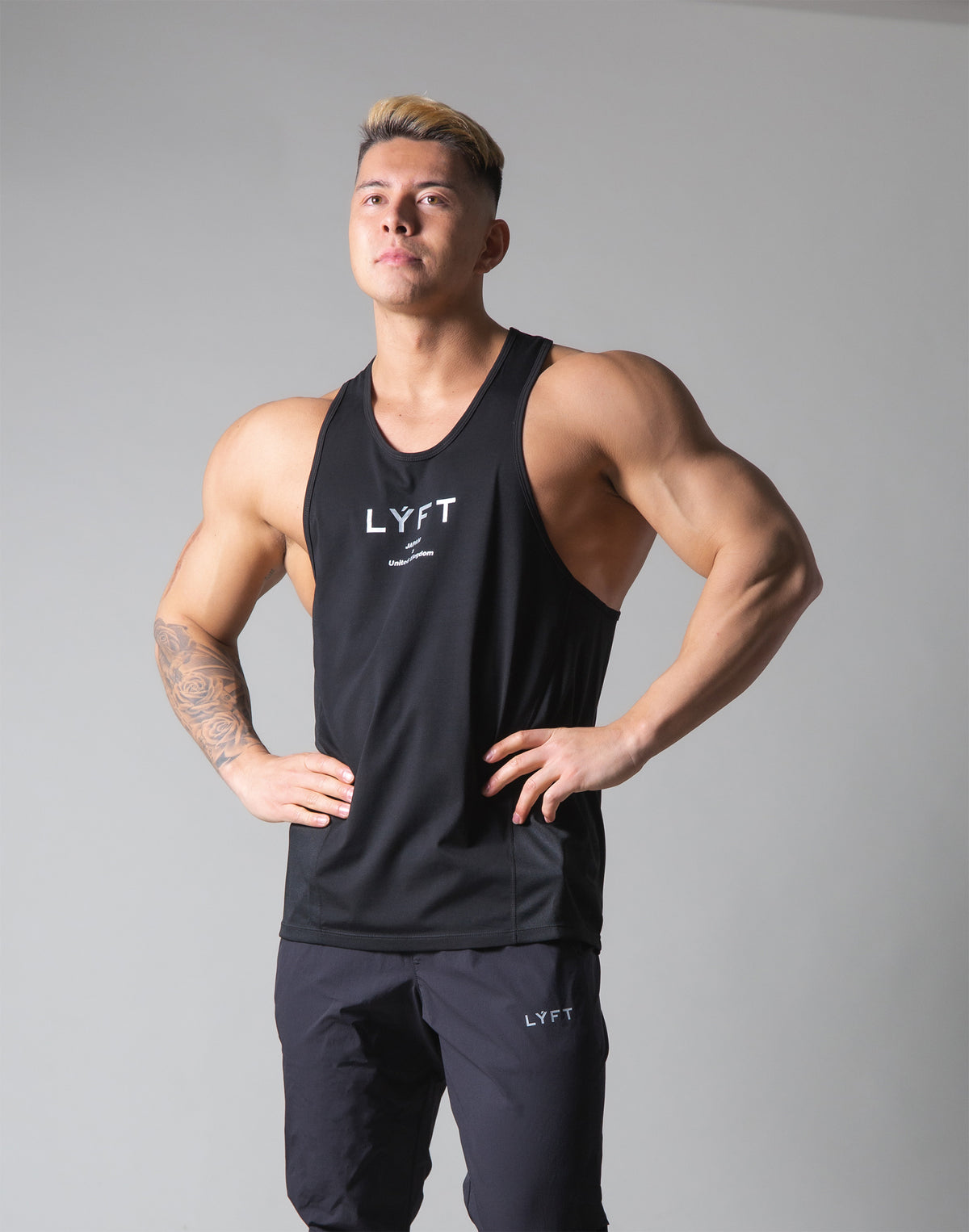 <transcy>Back Mesh Stretch Training Tanktop --Black</transcy>