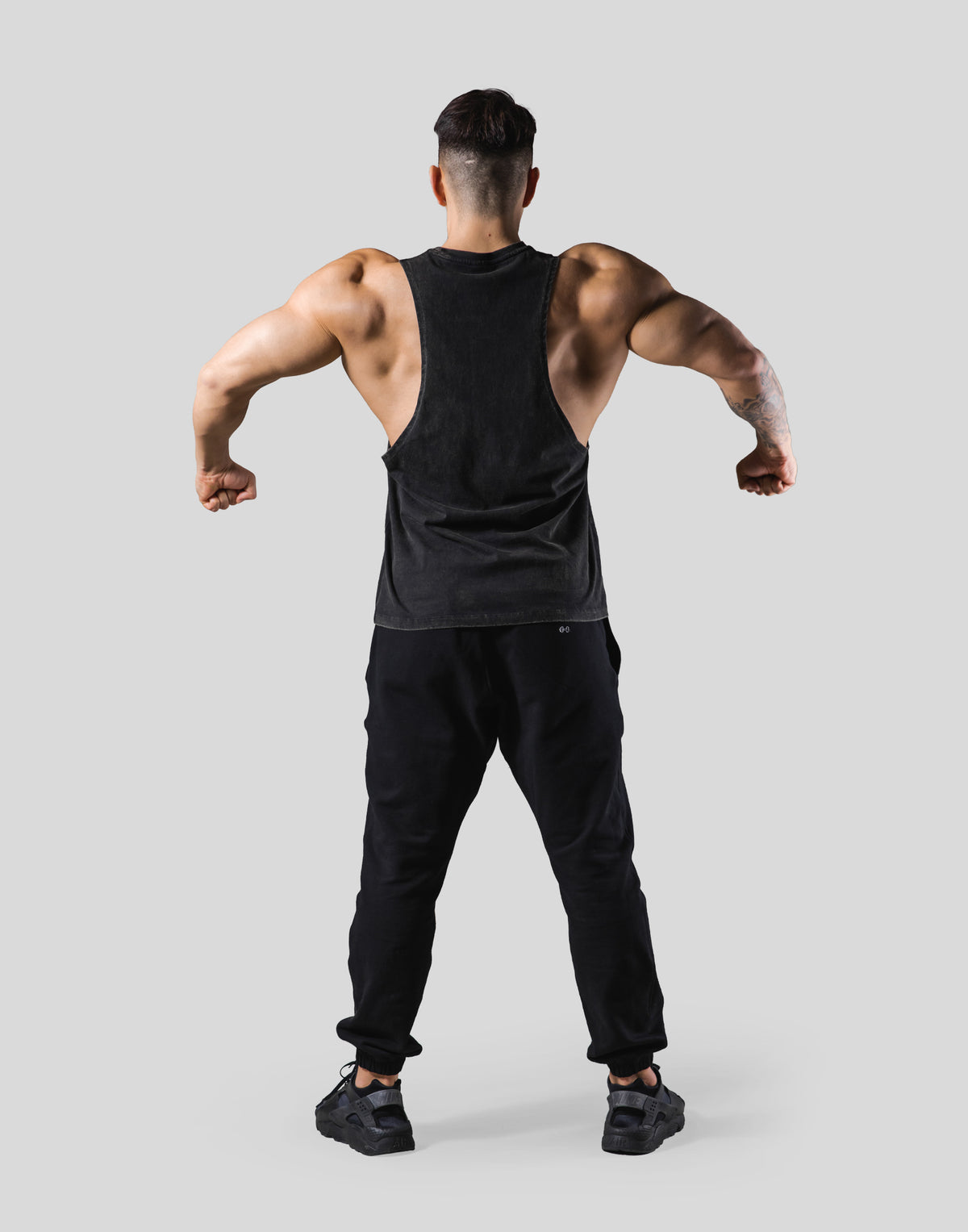 Emblem Drop Tanktop - Black