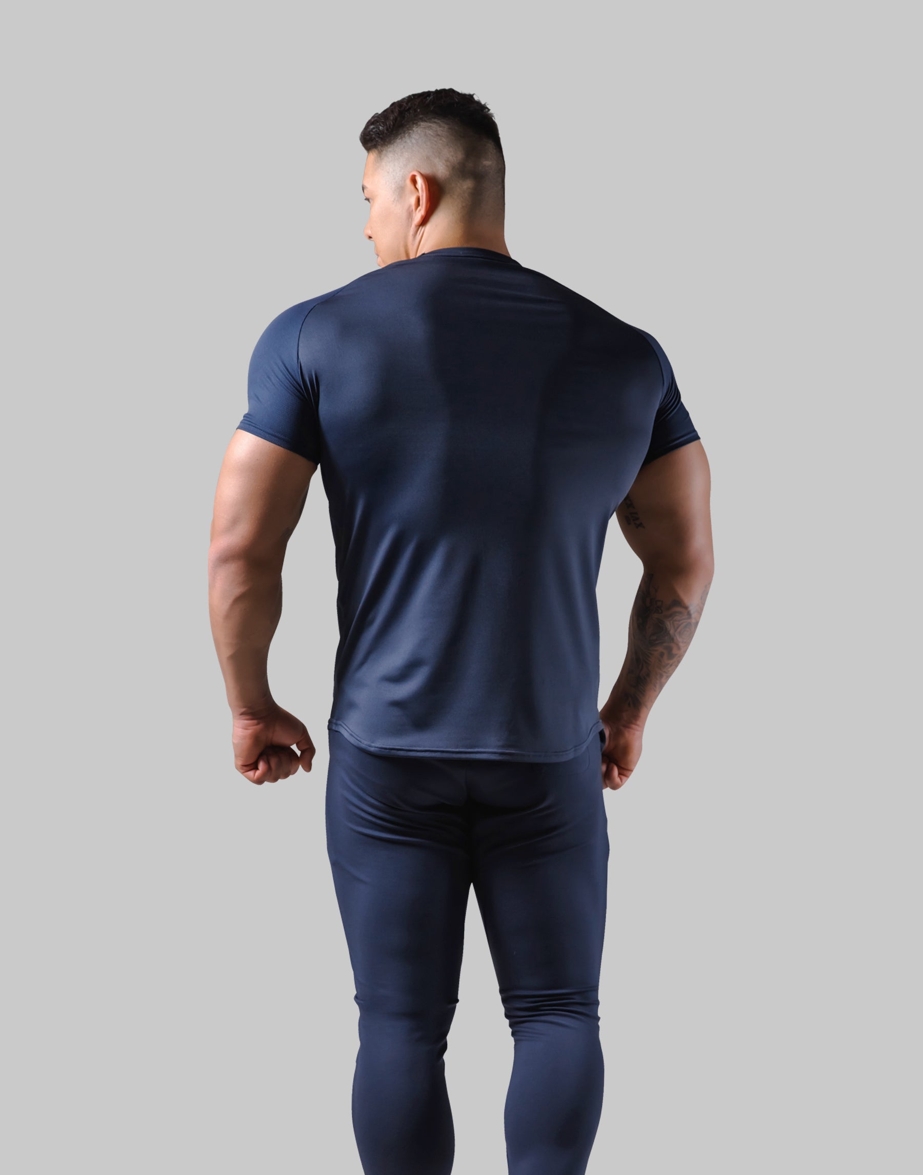 Combi Mesh Training T-Shirt v4 - Navy – LÝFT