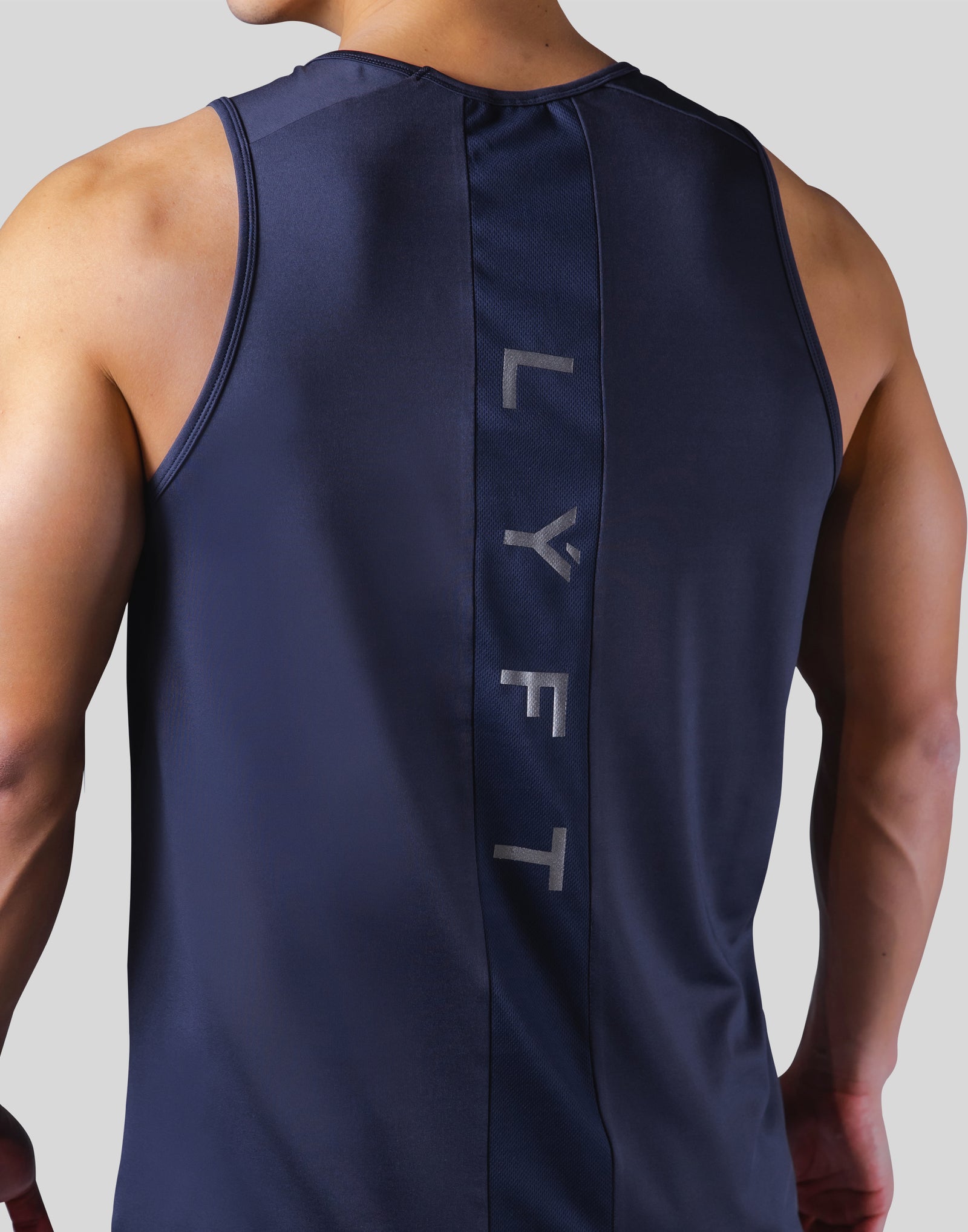 Back Mesh Pattern Stretch Tank Top - Navy – LÝFT