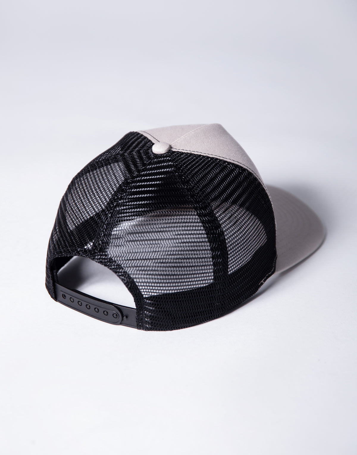 LÝFT MESH CAP - White