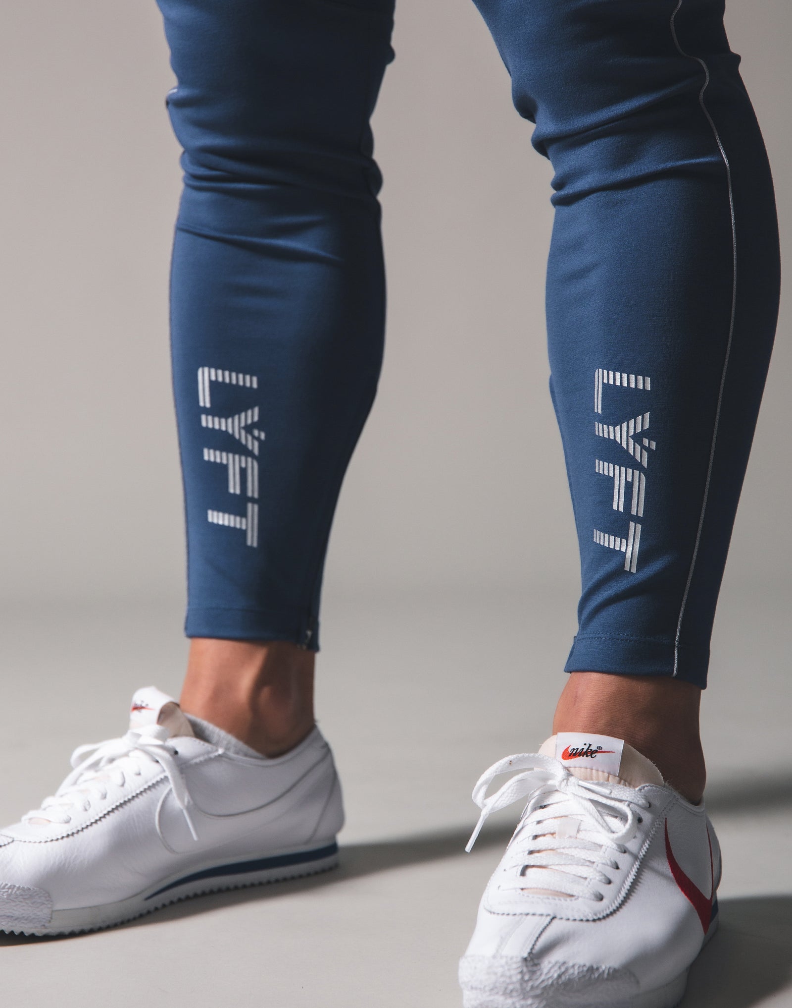 Piping 2Way Stretch Pants - Navy – LÝFT